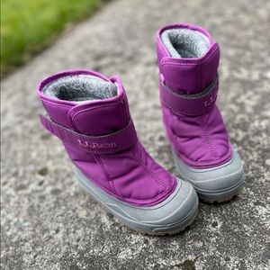 LL bean Girls Snowboots size 9